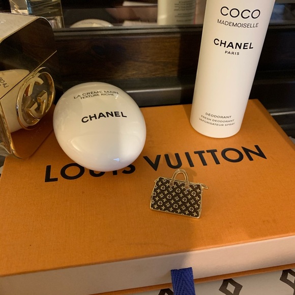 MINI BOSTON BAG PIN BROOCH - Picture 6 of 16